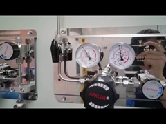 副パネル壁マウント